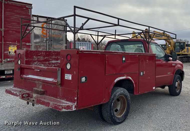 image for item FG2594 2006 Ford F350 Super Duty XL utility bed pickup truck