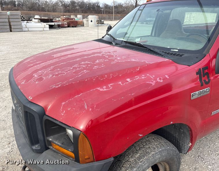 image for item FG2594 2006 Ford F350 Super Duty XL utility bed pickup truck