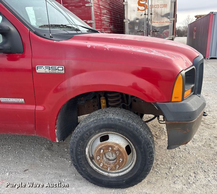 image for item FG2594 2006 Ford F350 Super Duty XL utility bed pickup truck