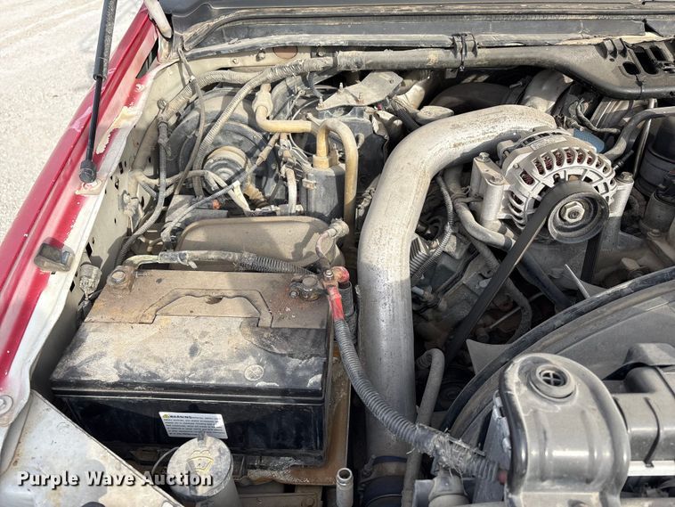 image for item FG2594 2006 Ford F350 Super Duty XL utility bed pickup truck