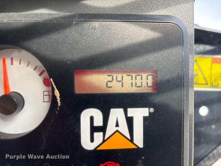 image for item FG2595 2012 Caterpillar 289C tracked skid steer loader