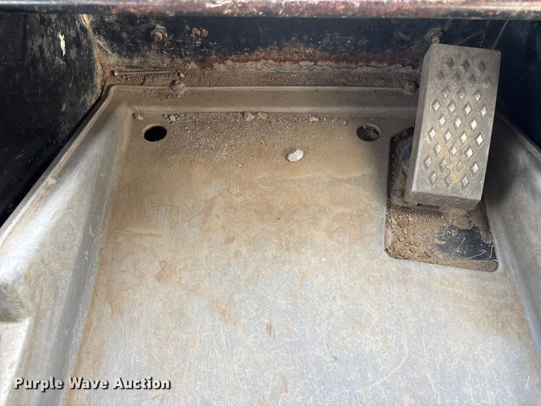 image for item FG2595 2012 Caterpillar 289C tracked skid steer loader