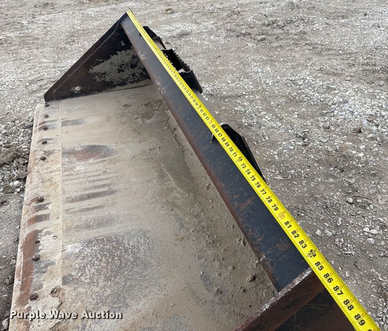 image for item FG2595 2012 Caterpillar 289C tracked skid steer loader