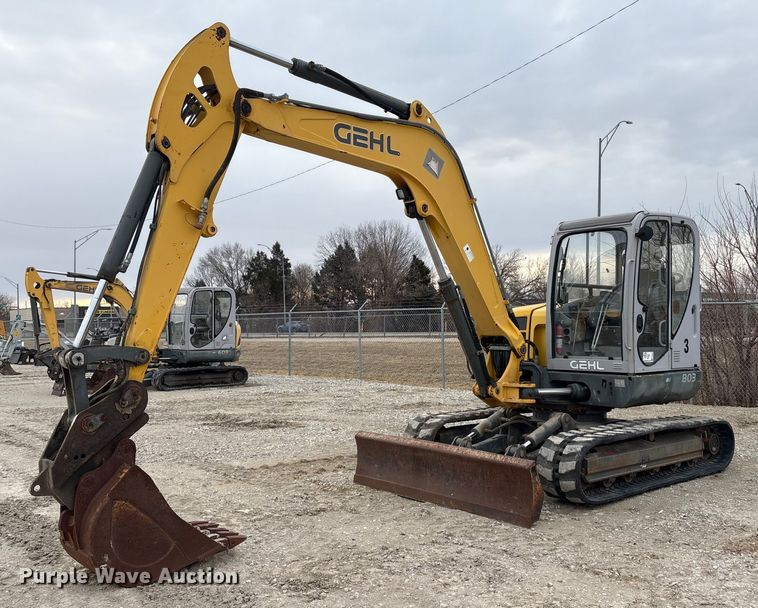 image for item FG2596 2009 Gehl G8003RD mini excavator