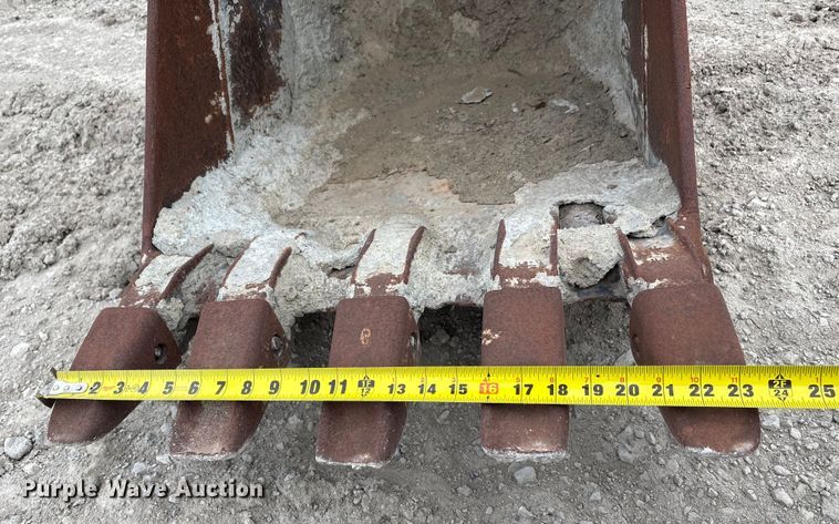 image for item FG2596 2009 Gehl G8003RD mini excavator