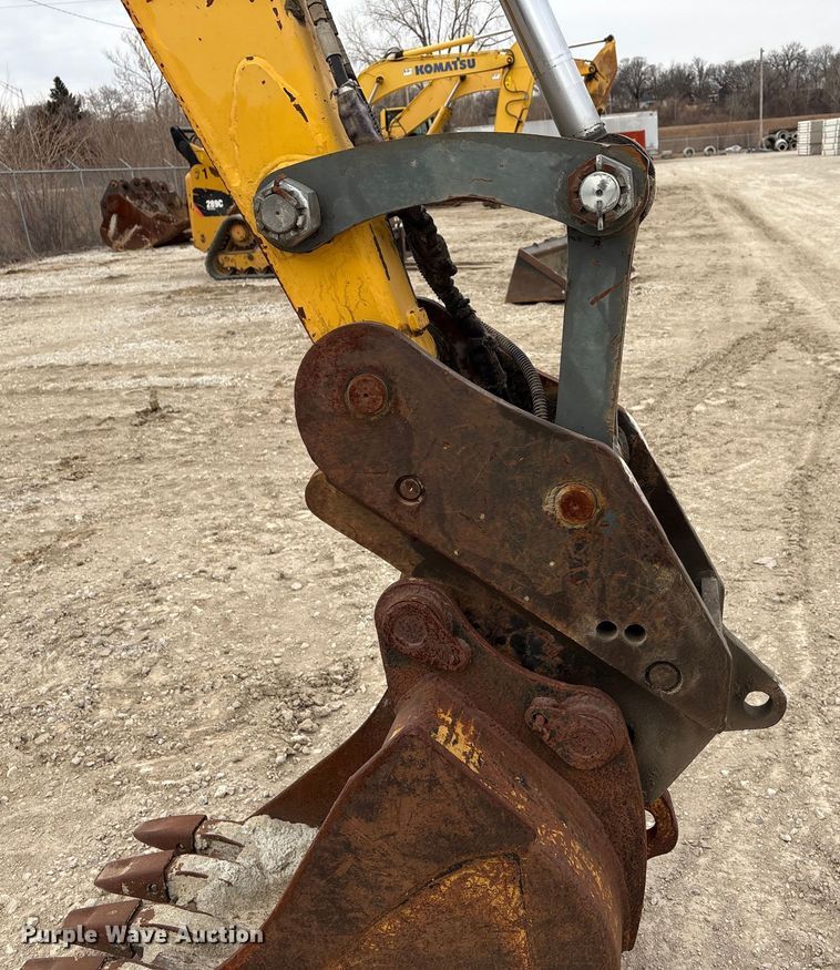 image for item FG2596 2009 Gehl G8003RD mini excavator