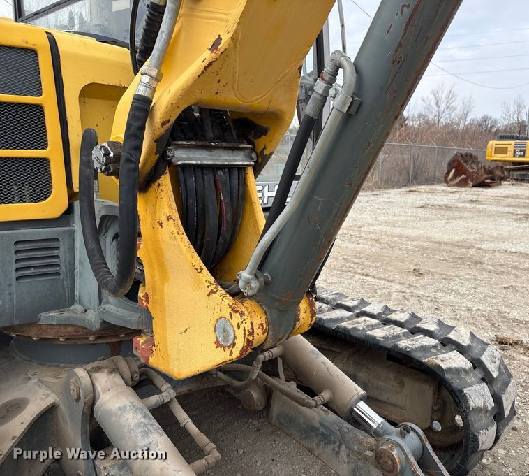 image for item FG2596 2009 Gehl G8003RD mini excavator