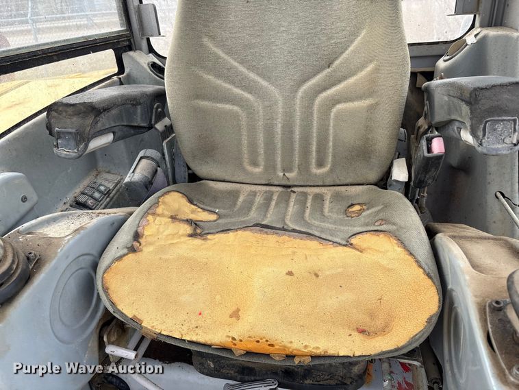 image for item FG2596 2009 Gehl G8003RD mini excavator