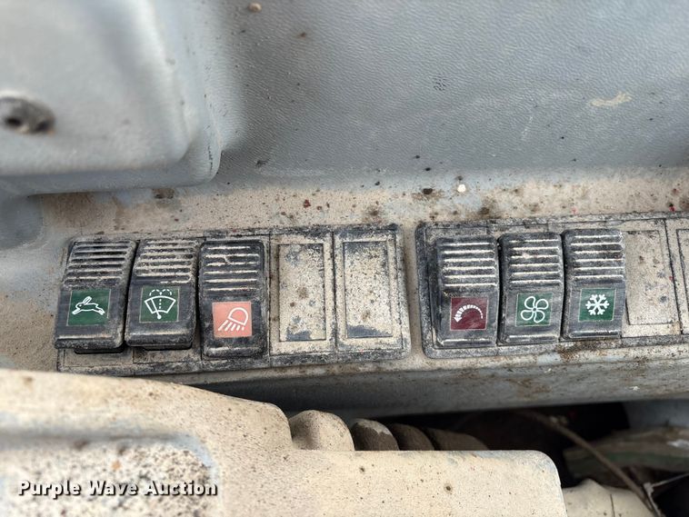 image for item FG2596 2009 Gehl G8003RD mini excavator