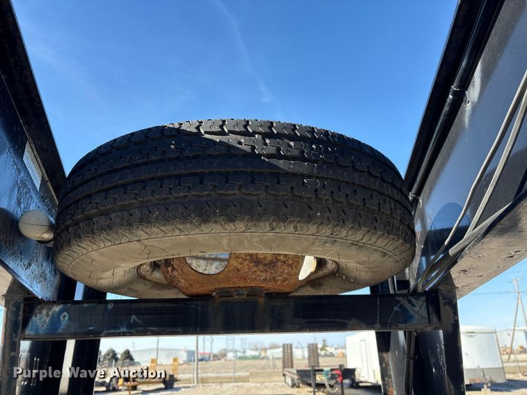 image for item FG2599 2005 H&H trailer FD-306 REV A equipment trailer