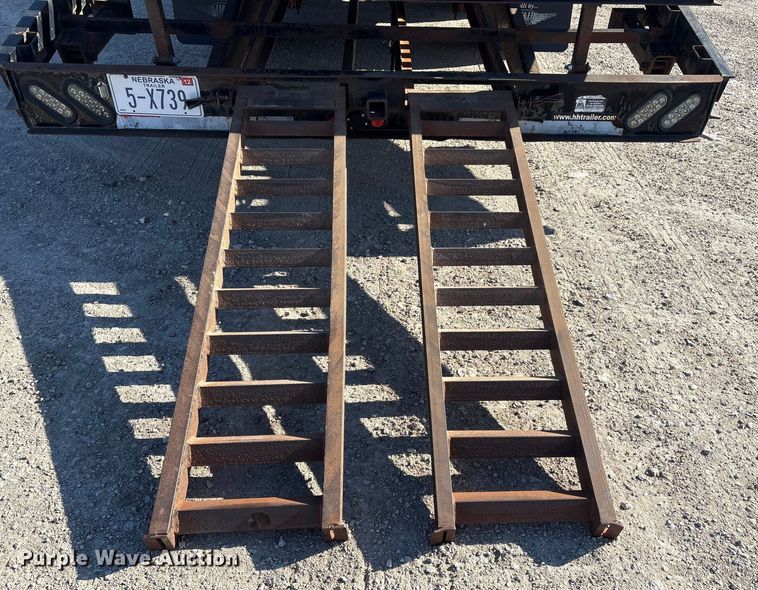 image for item FG2599 2005 H&H trailer FD-306 REV A equipment trailer