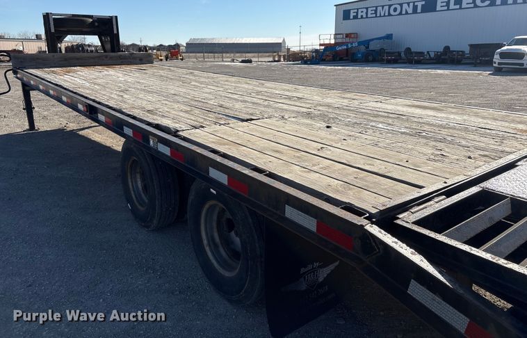 image for item FG2599 2005 H&H trailer FD-306 REV A equipment trailer