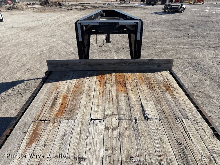 image for item FG2599 2005 H&H trailer FD-306 REV A equipment trailer