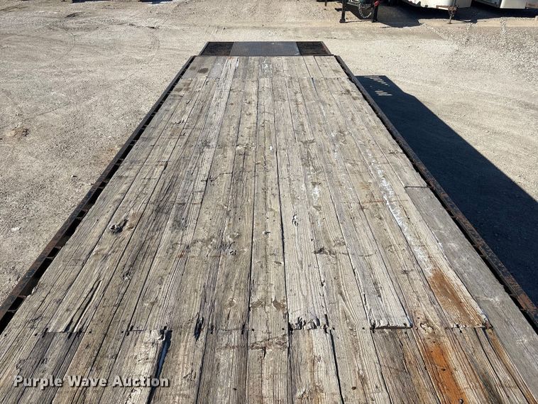 image for item FG2599 2005 H&H trailer FD-306 REV A equipment trailer