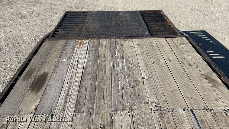 image for item FG2599 2005 H&H trailer FD-306 REV A equipment trailer