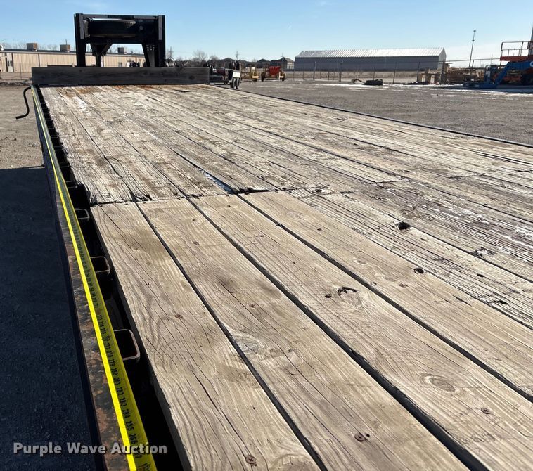 image for item FG2599 2005 H&H trailer FD-306 REV A equipment trailer