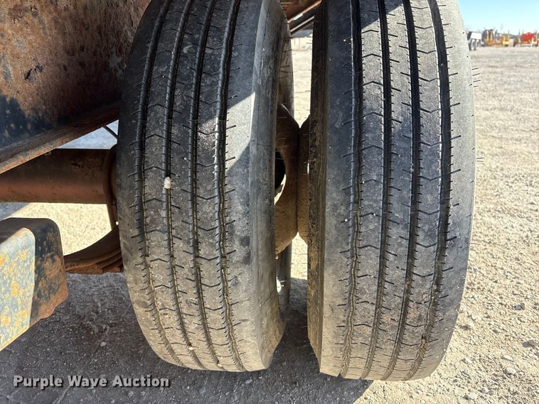 image for item FG2599 2005 H&H trailer FD-306 REV A equipment trailer