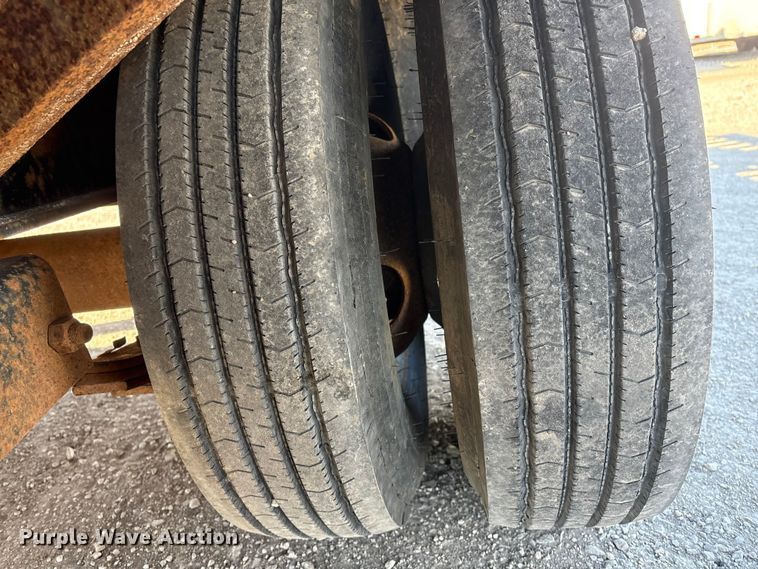 image for item FG2599 2005 H&H trailer FD-306 REV A equipment trailer