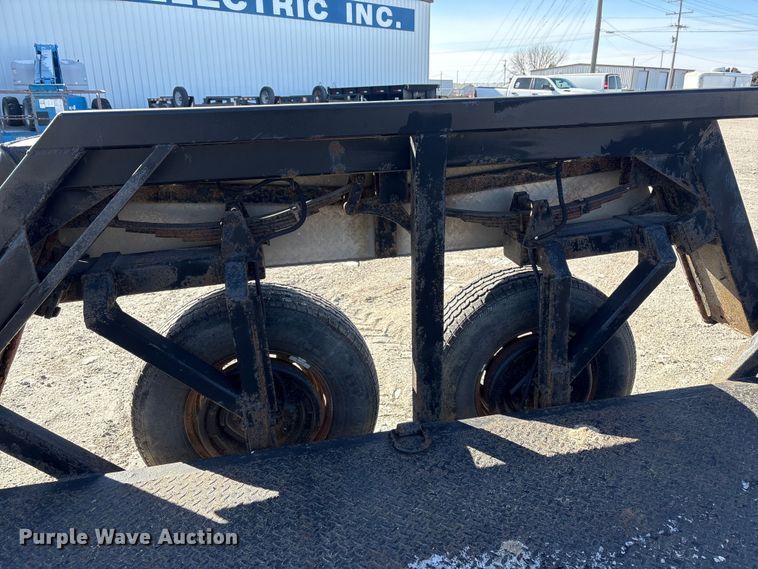 image for item FG2600 2011 Bil-Jax ET-7000 equipment trailer