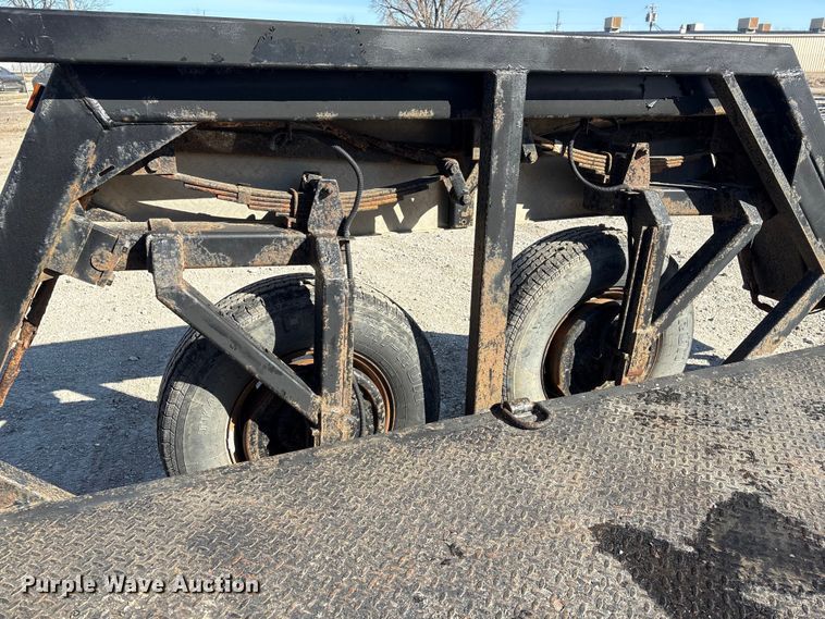 image for item FG2600 2011 Bil-Jax ET-7000 equipment trailer