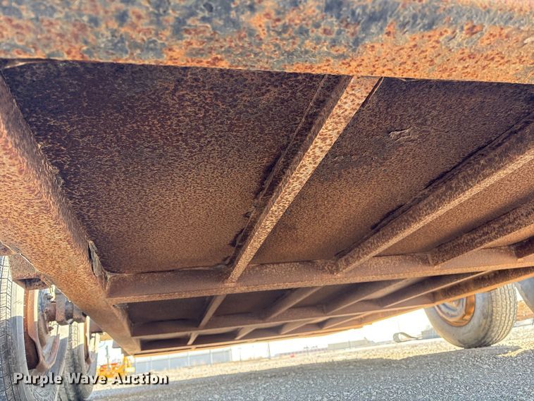 image for item FG2600 2011 Bil-Jax ET-7000 equipment trailer