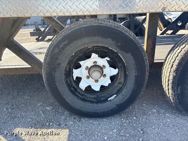 image for item FG2600 2011 Bil-Jax ET-7000 equipment trailer