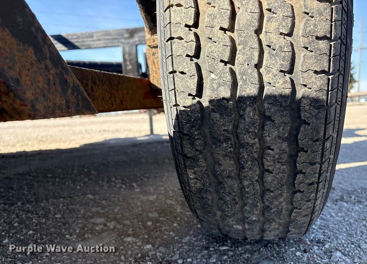 image for item FG2600 2011 Bil-Jax ET-7000 equipment trailer