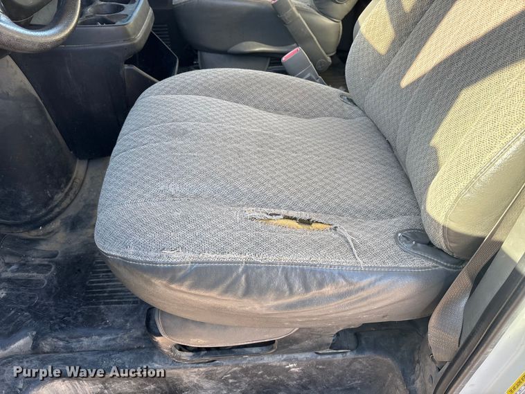 image for item FG2601 2012 Chevrolet Express 3500 van