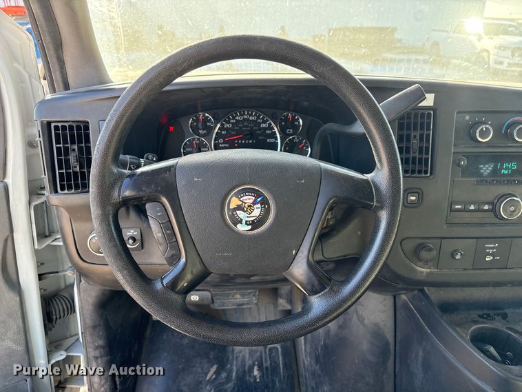 image for item FG2601 2012 Chevrolet Express 3500 van