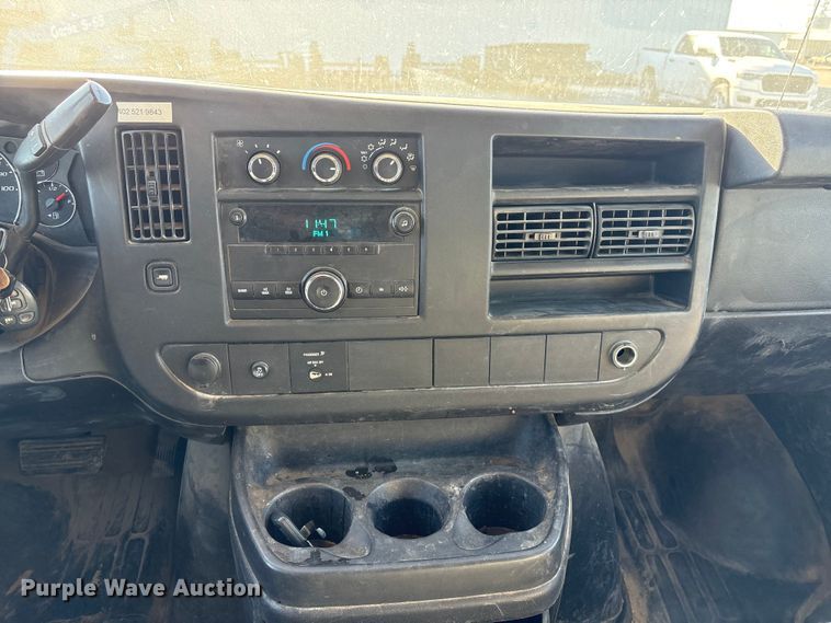 image for item FG2601 2012 Chevrolet Express 3500 van