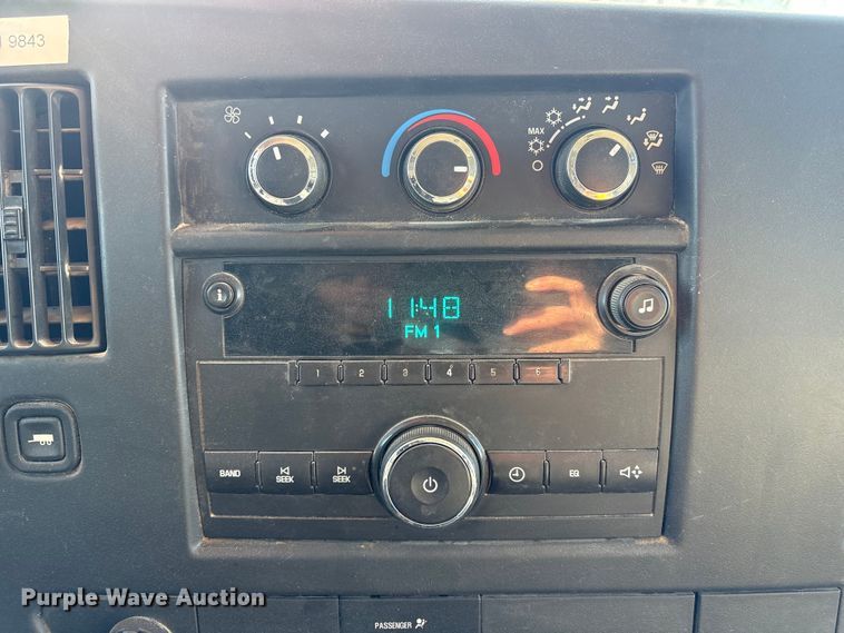 image for item FG2601 2012 Chevrolet Express 3500 van