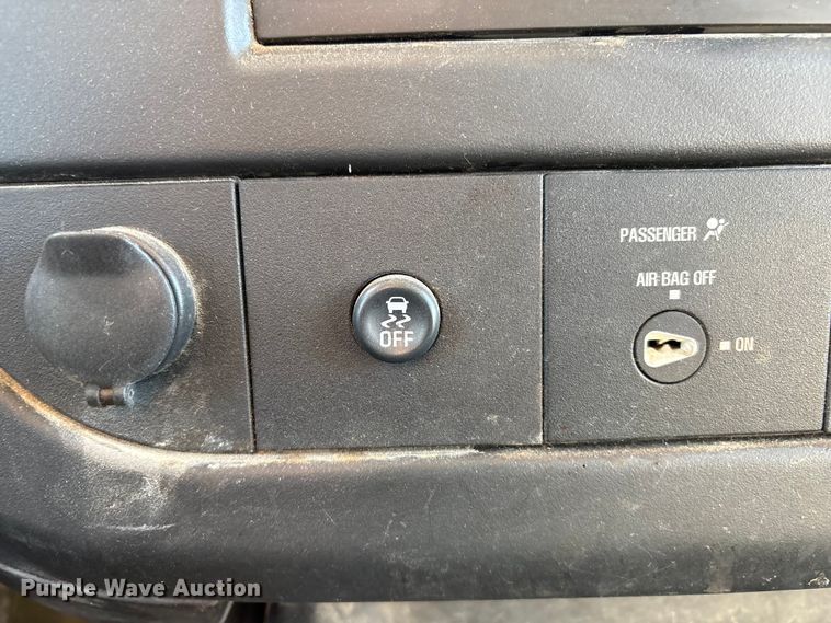 image for item FG2601 2012 Chevrolet Express 3500 van