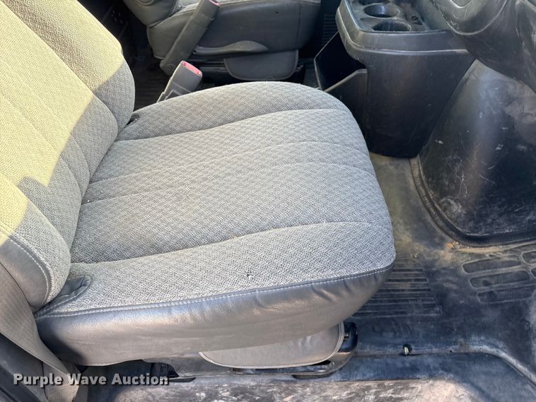 image for item FG2601 2012 Chevrolet Express 3500 van