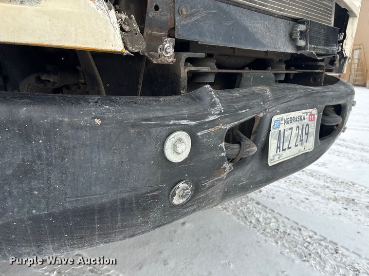 image for item FG2604 1997 Ford LT8513 dump truck