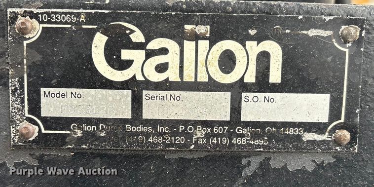 image for item FG2604 1997 Ford LT8513 dump truck