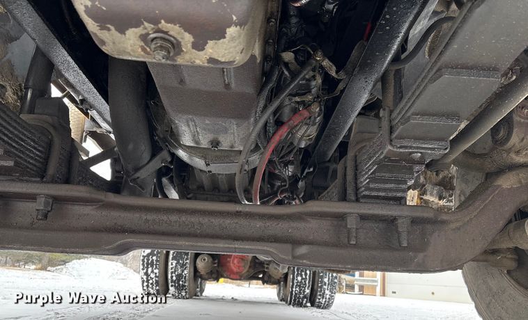 image for item FG2604 1997 Ford LT8513 dump truck