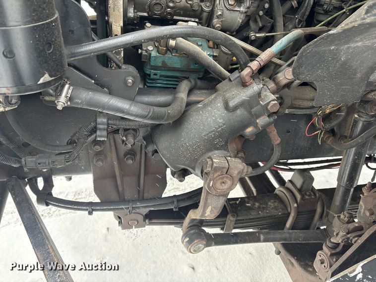 image for item FG2604 1997 Ford LT8513 dump truck