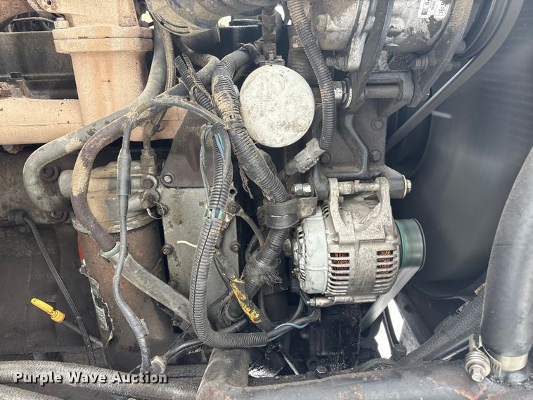 image for item FG2604 1997 Ford LT8513 dump truck