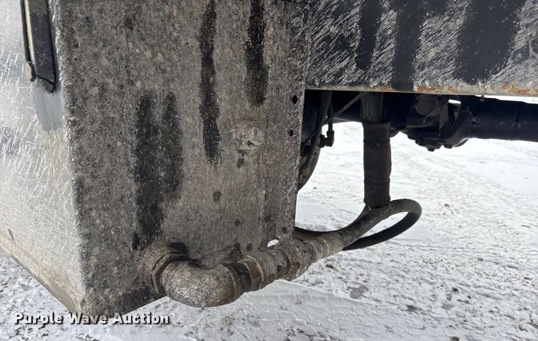 image for item FG2605 1993 International 4900 dump truck