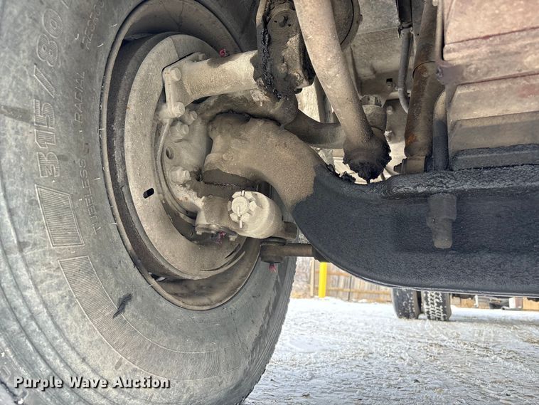 image for item FG2606 1992 Ford LT9000 Dump truck