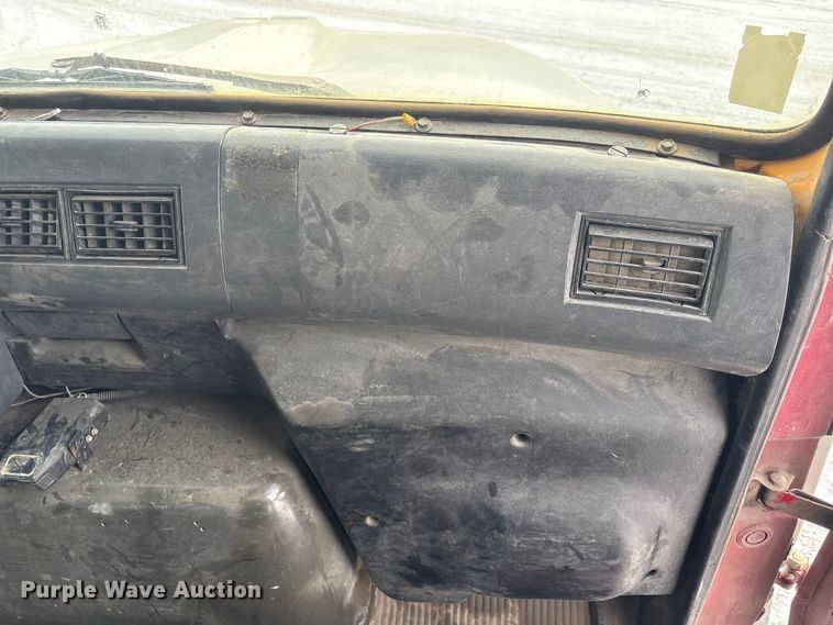 image for item FG2606 1992 Ford LT9000 Dump truck