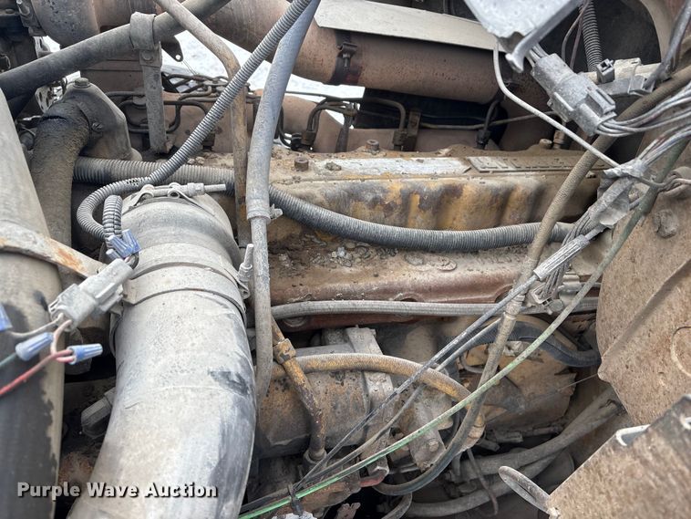 image for item FG2606 1992 Ford LT9000 Dump truck