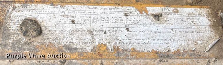 image for item FG2606 1992 Ford LT9000 Dump truck