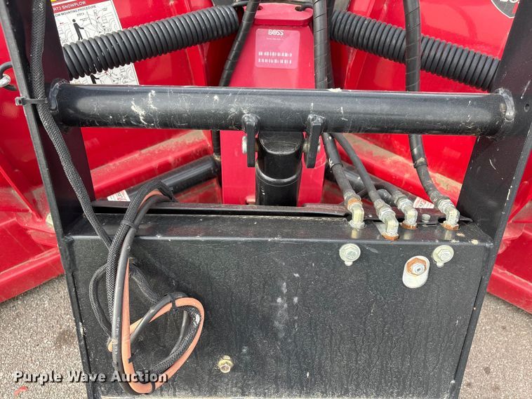 image for item FG2627 2010 International MA025 tow truck