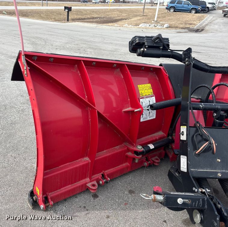 image for item FG2627 2010 International MA025 tow truck