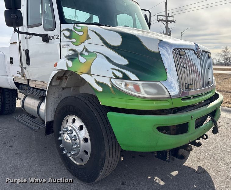 image for item FG2627 2010 International MA025 tow truck