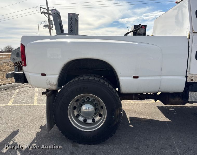 image for item FG2627 2010 International MA025 tow truck