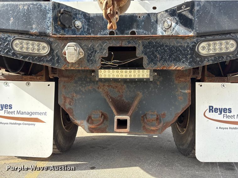 image for item FG2627 2010 International MA025 tow truck