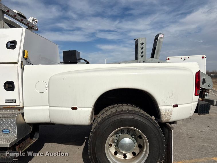 image for item FG2627 2010 International MA025 tow truck