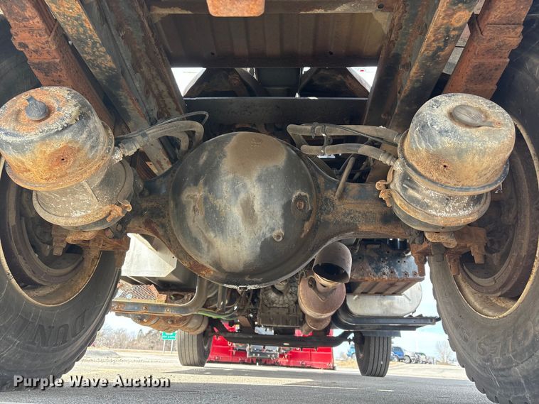 image for item FG2627 2010 International MA025 tow truck